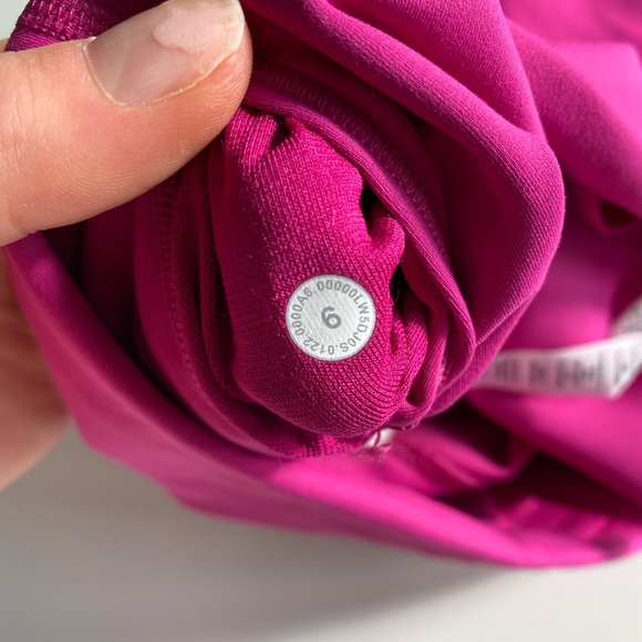 Lululemon size 6 Wunder Train - Picture 4 of 4